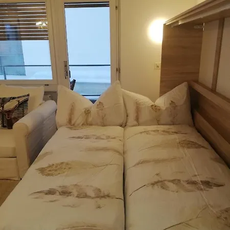 Apartment Agrimonia - Moebilierte Mit Balkon Davos