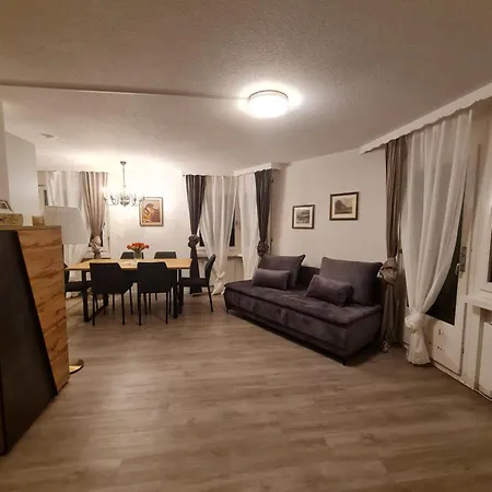 Agrimonia - Moebilierte Mit Balkon Apartment Davos