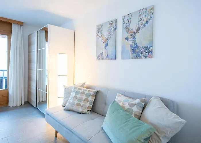 Agrimonia - Moebilierte Mit Balkon Apartment