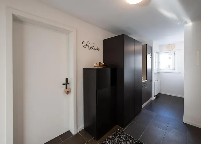 Agrimonia - Moebilierte Mit Balkon Apartment