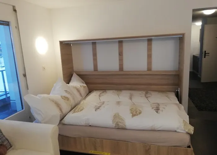 Apartment Agrimonia - Moebilierte Mit Balkon Davos