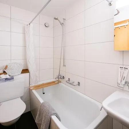 Agrimonia - Moebilierte Mit Balkon